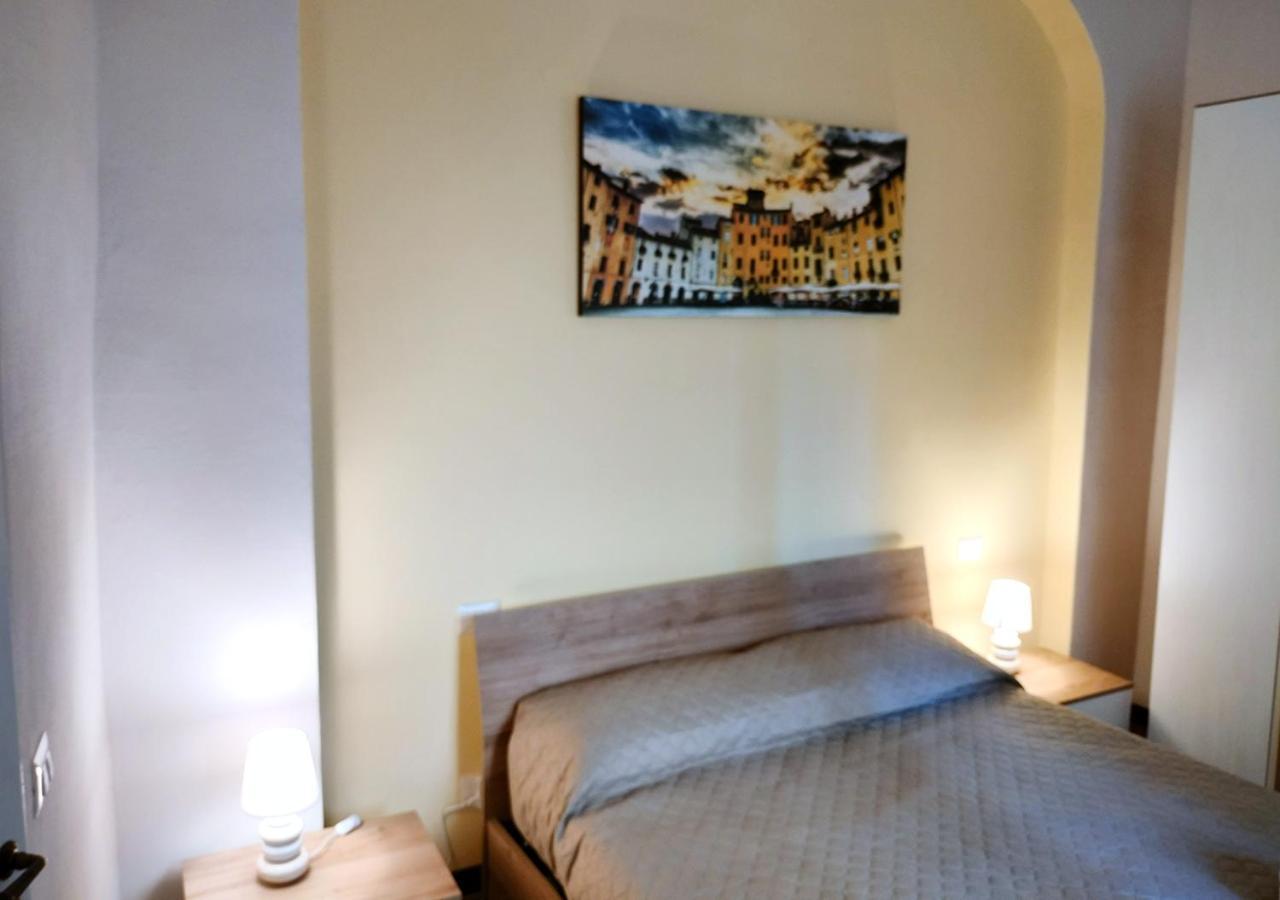 The Walls Lägenhet Lucca Exteriör bild